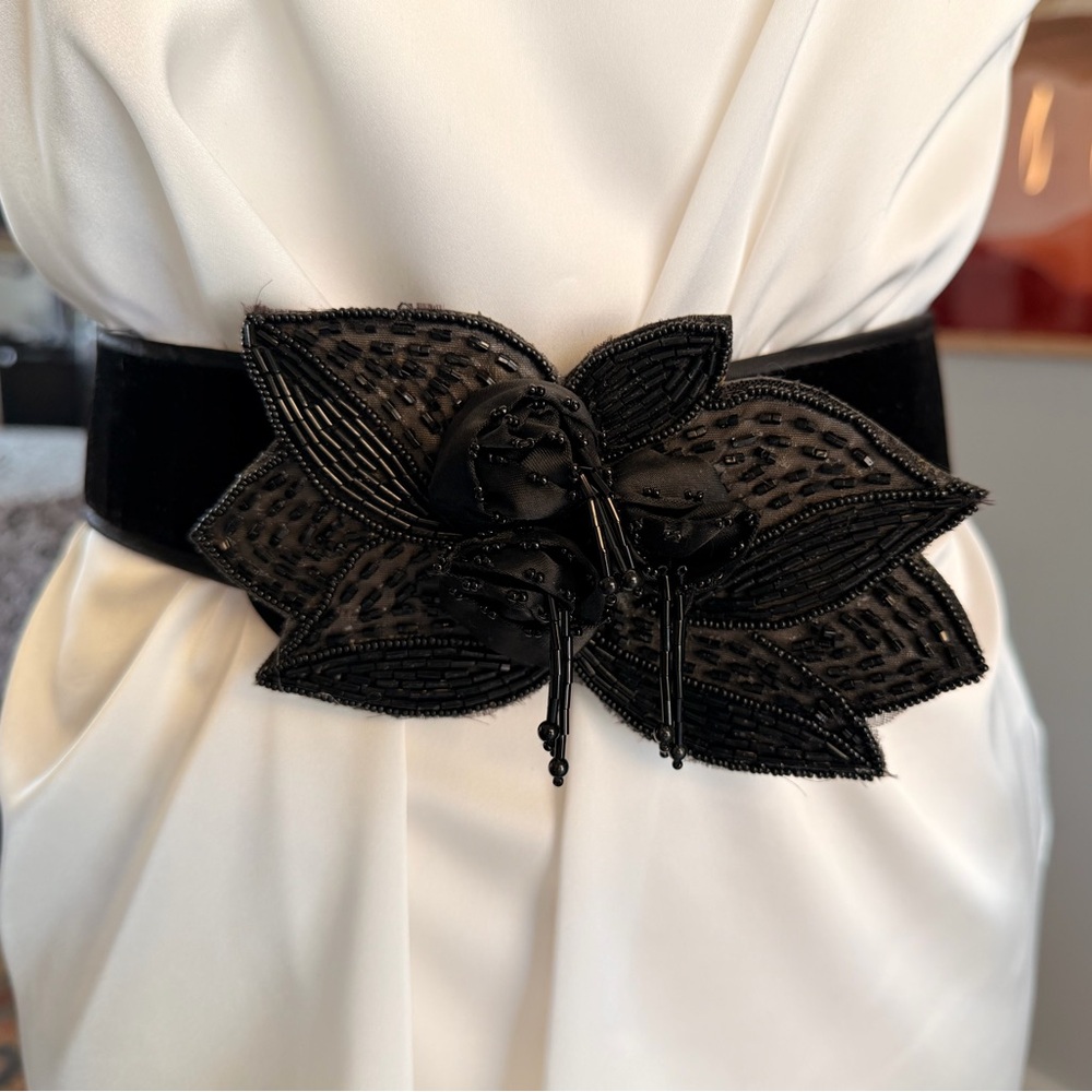 Magid Black Beaded Floral Belt - Picture 9 of 11
